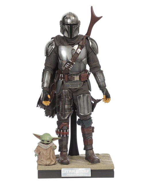 Figura de colección Star Wars The Mandalorian & Grogu Hot Toys articulada