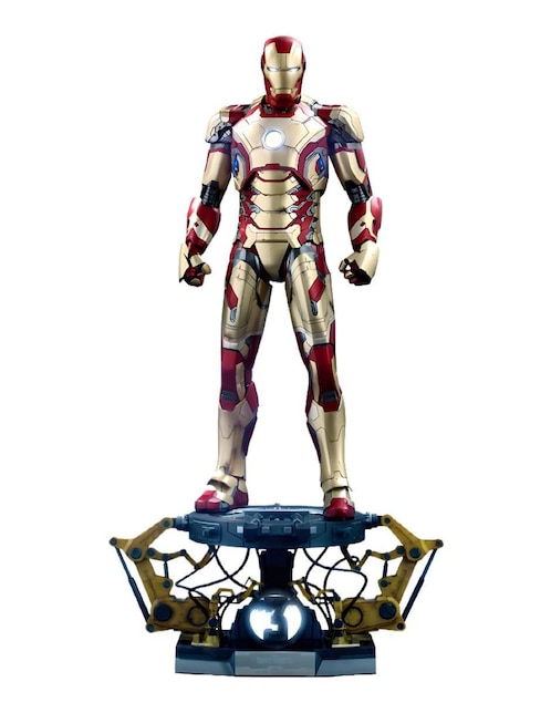 Figura de colección Marvel Studios: Iron Man Iron Man deluxe con luz