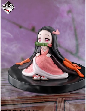 Figura de colección articulada Demon Slayer Nezuko Kamado collectors Tamashii Nations