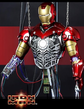 Diorama articulada Marvel Studios: Iron Man Iron Man collectors Hot Toys con luz