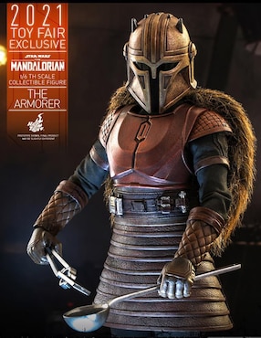 Figura de colección Star Wars The Mandalorian The Armorer Hot Toys articulada