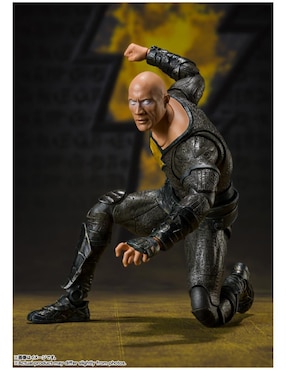 Figura de colección DC Black Adam deluxe Bandai