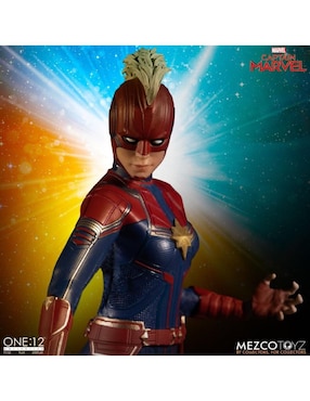 Figura de colección Marvel: Avengers Captain Marvel deluxe Mezco