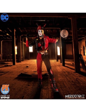 Figura de colección DC Comics Harley Quinn chase Mezco
