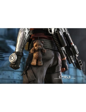 Figura Marvel Studios Cable collectors Hot Toys