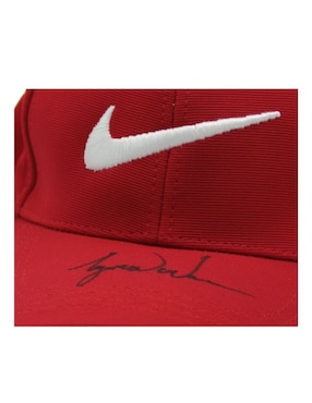 Gorra autografiado por Tiger Woods Club de Idolos