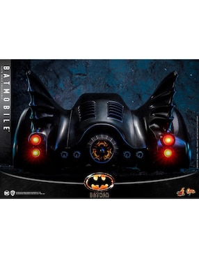Figura de colección articulada Batman Batmobile collectors Hot Toys con luz