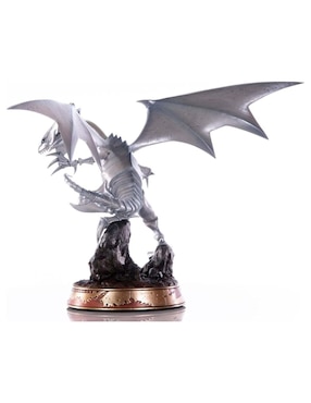 Figura coleccionable Yu-Gi-Oh! Dragón Blanco de Ojos Azules First 4 Figures