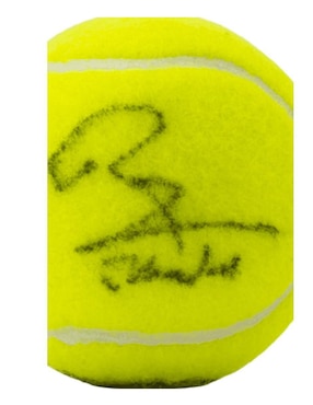 Pelota autografiada por Rafael Nadal Club de Idolos