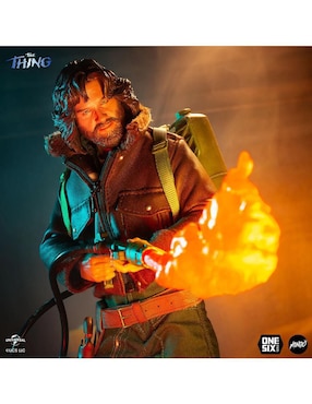 Figura de colección articulada The Thing MacReady Last Stand collectors Mondor