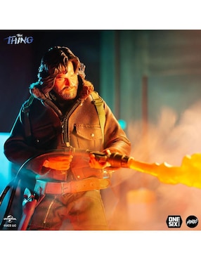Figura de colección articulada The Thing MacReady Last Stand collectors Mondor