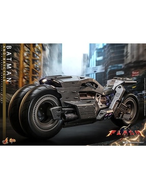 Set figuras acción articulada The Flash Batman Hot Toys con luz