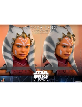 Figura de colección articulada Star Wars: Ahsoka Ahsoka Tano collectors Hot Toys con luz