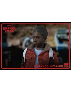 Figura de colección articulada Stranger Things Lucas Sinclair collectors Threezero