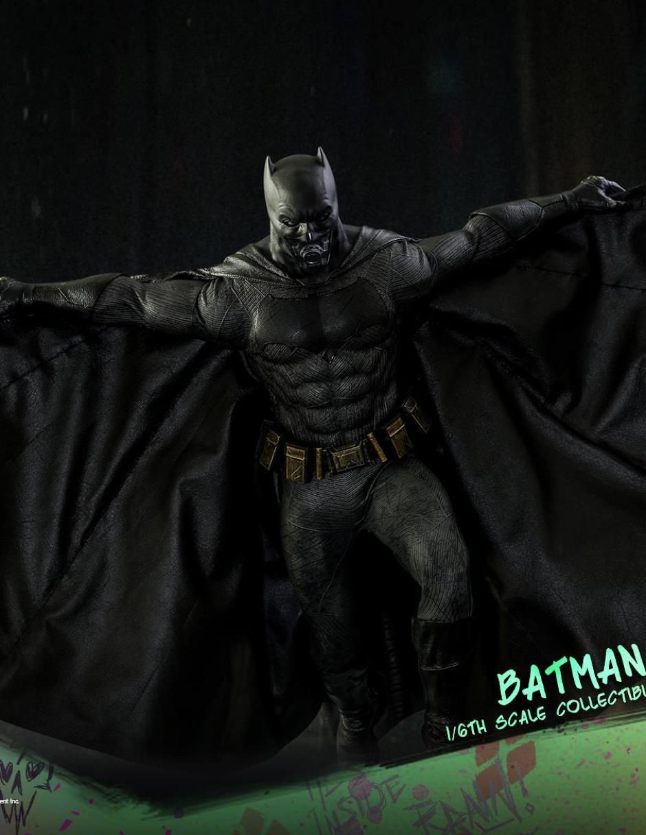 Figura de colección Suicide Squad Batman collectors 5