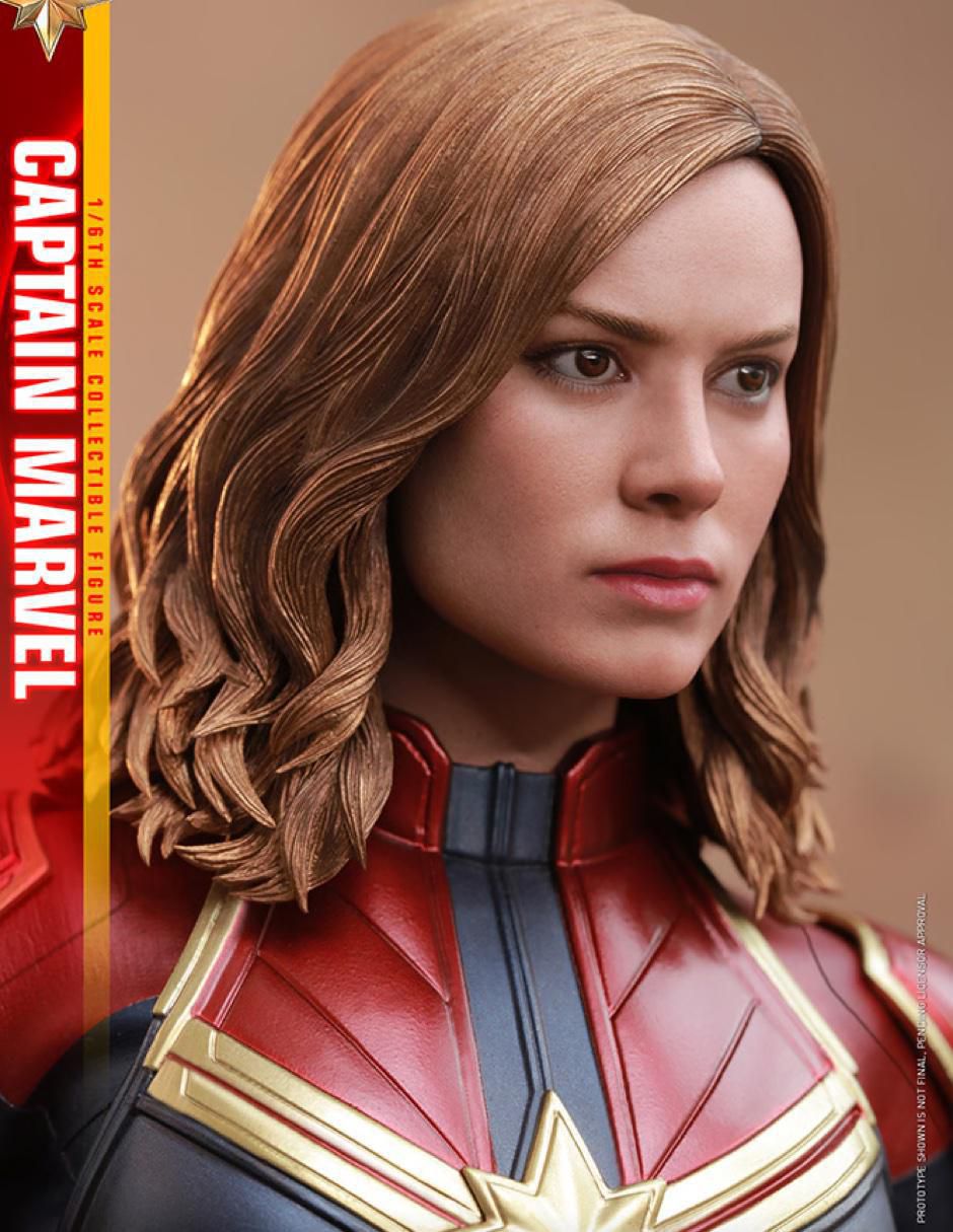 Figura de colección Marvel Studios: Avengers Captain Marvel collectors 4