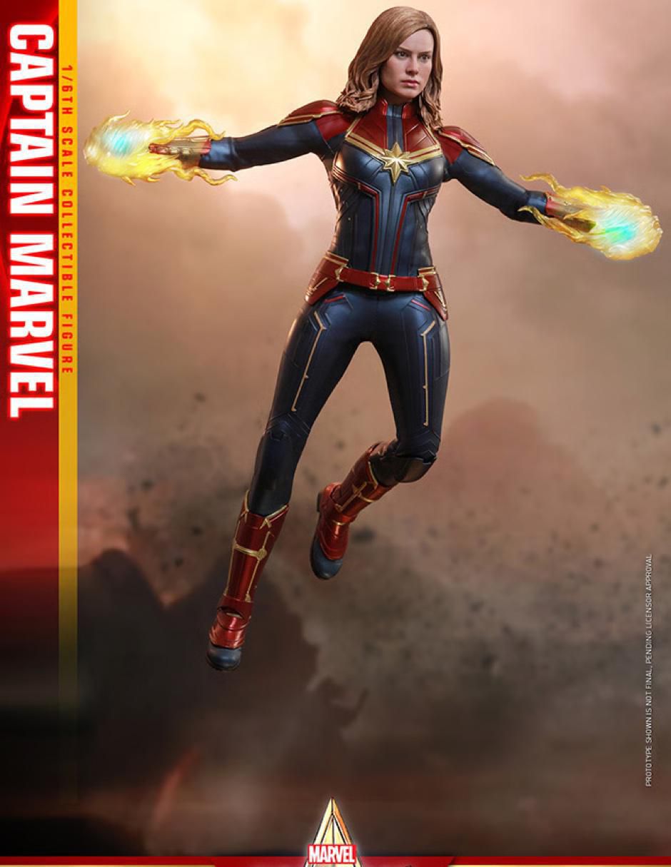 Figura de colección Marvel Studios: Avengers Captain Marvel collectors 6