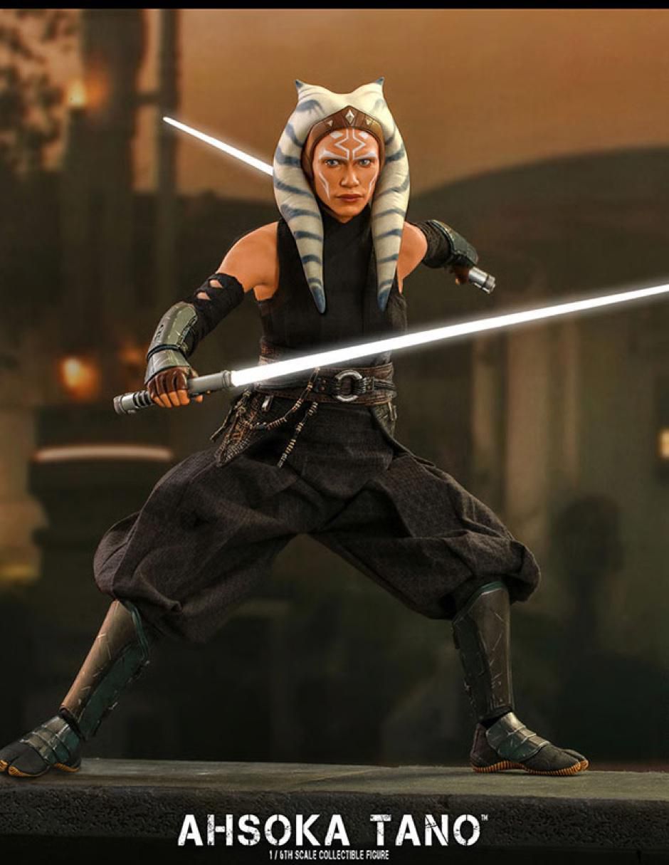 Figura de colección Star Wars Ahsoka Tano collectors 4