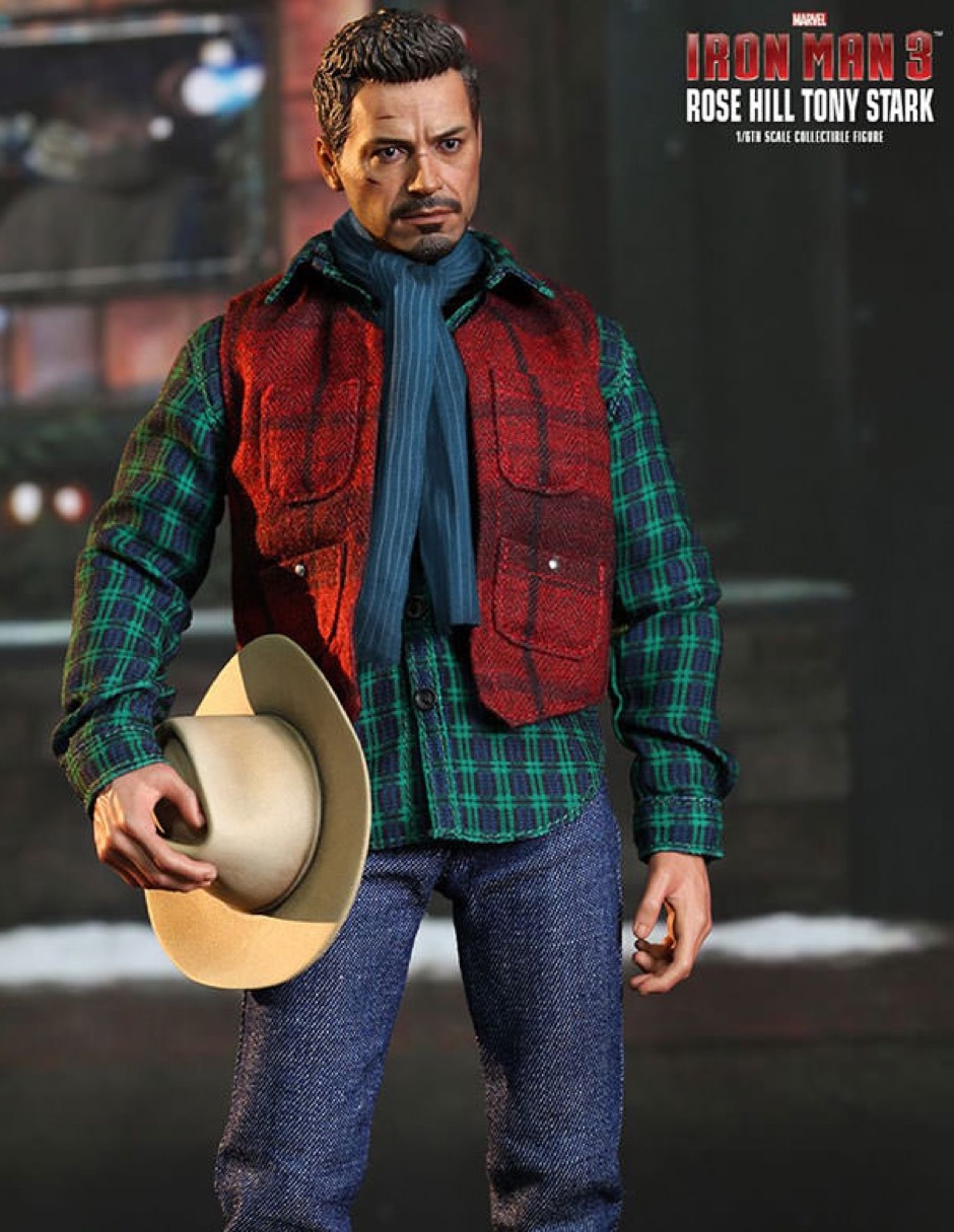 Figura de colección Marvel Studios: Iron Man Tony Stark collectors 3