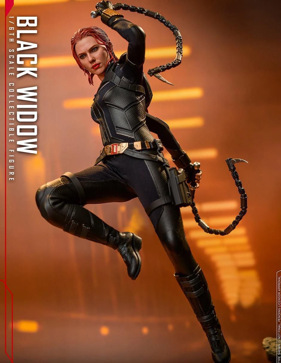 Figura de colección Marvel Studios The First Ten Years Black Widow collectors 5