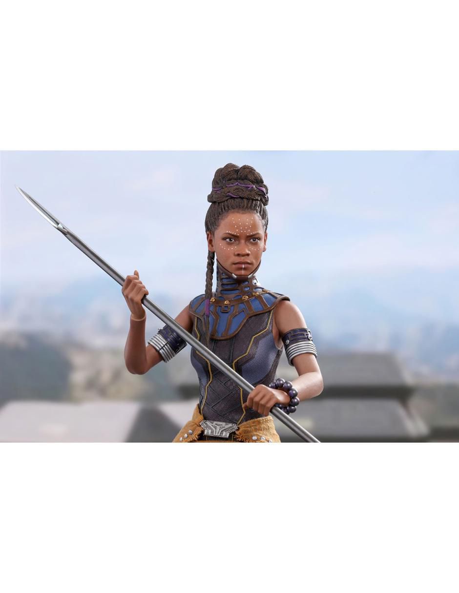 Figura de colección Black Panther Shuri deluxe 4