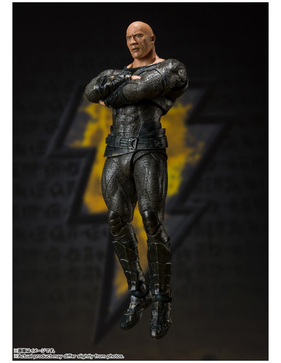 Figura de colección DC Black Adam deluxe 2