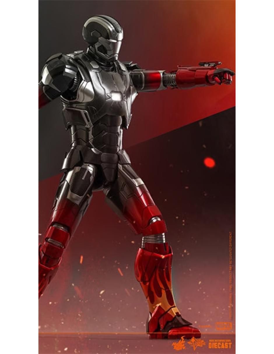 Figura de colección Marvel: Avengers Iron Man collectors con luz 3