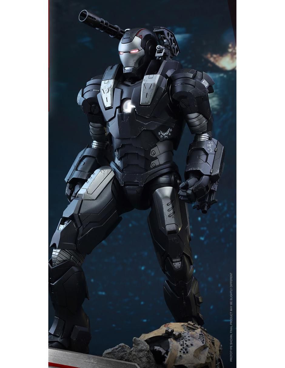 Figura de colección Marvel Studios: Iron Man War Machine deluxe con luz