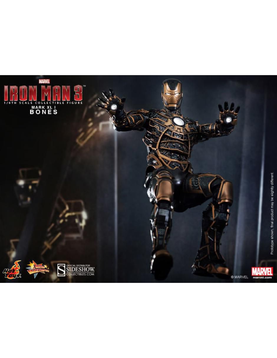 Figura de colección Marvel Studios: Iron Man Iron Man collectors con luz 3