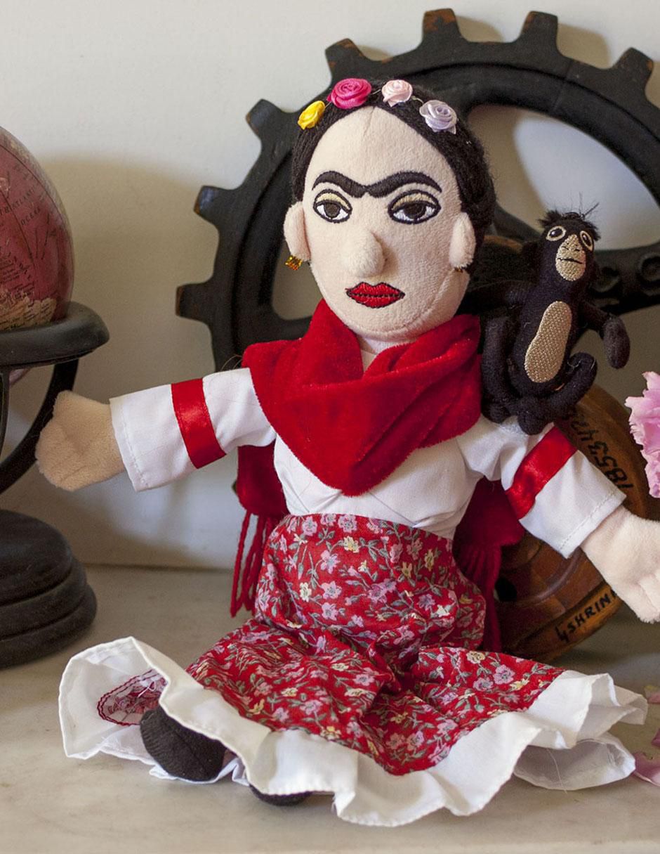 Peluche de Frida Kahlo Muñeca de 12 cm 2