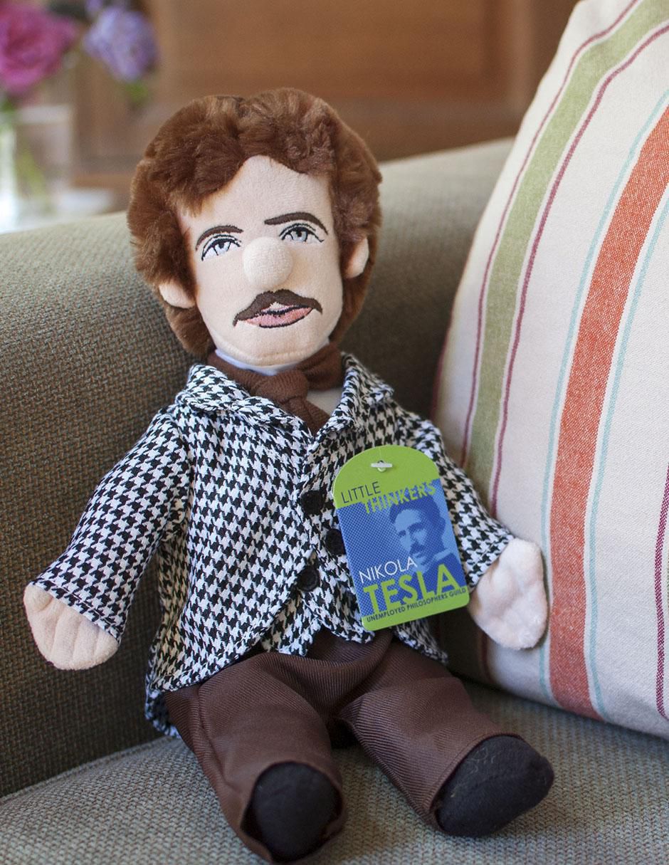 Peluche de Nikola Tesla Muñeco de 12 cm 3