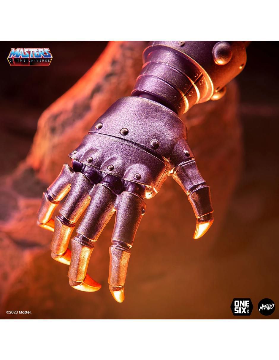 Figura de colección articulada Masters of the Universe Skeletor deluxe 9