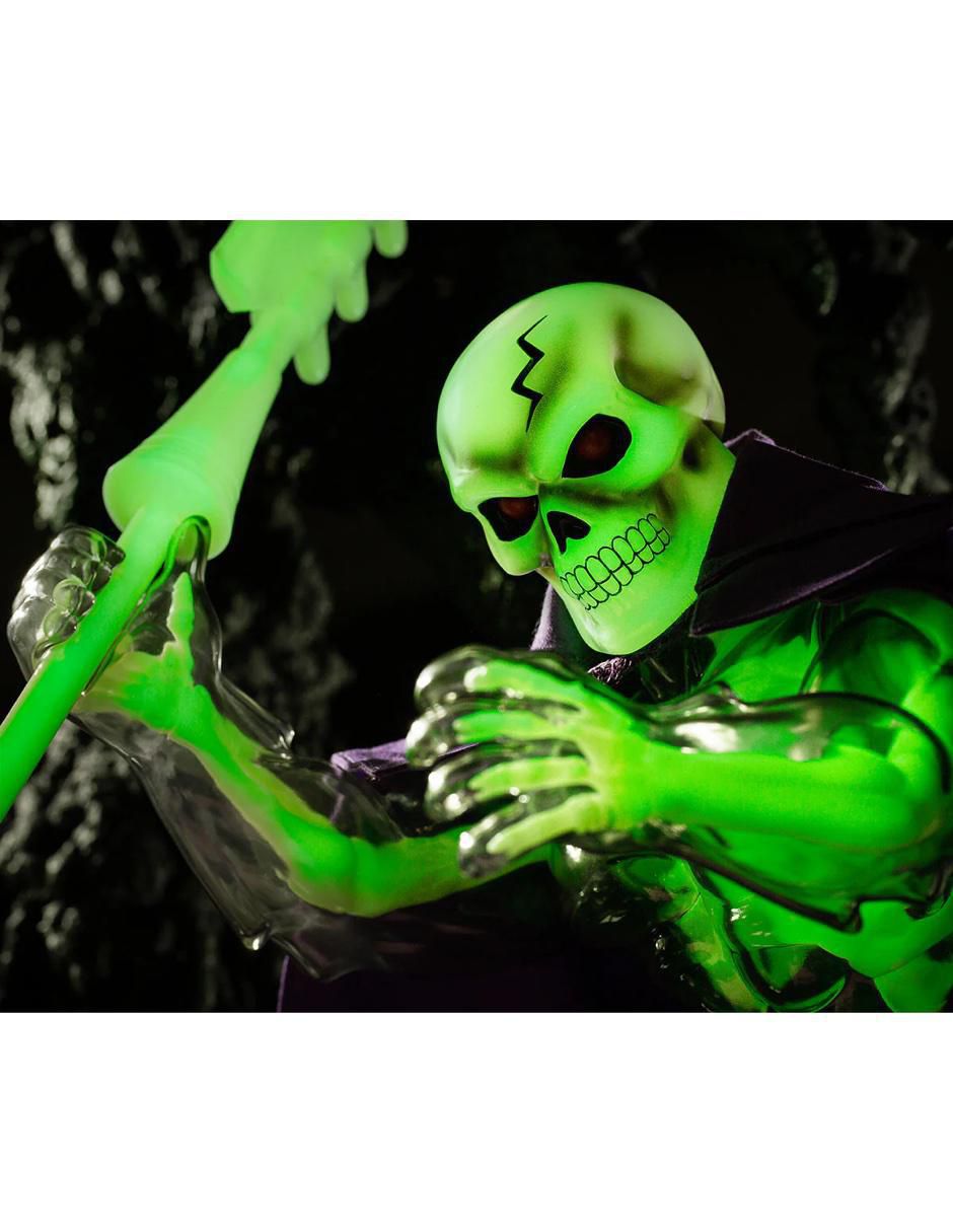 Figura de colección articulada Masters of the Universe Scare Glow chase 9