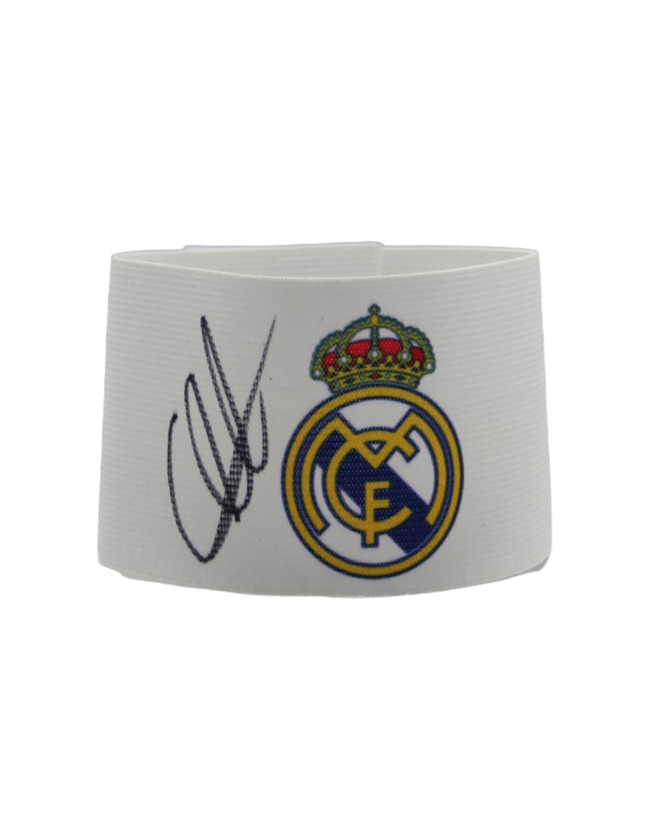 Gafete autografiado por Iker Casillas Gafete autografiado por Iker Casillas