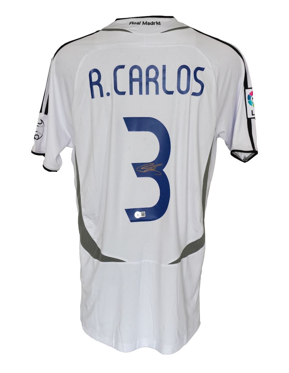 Jersey autografiado por Roberto Carlos 2