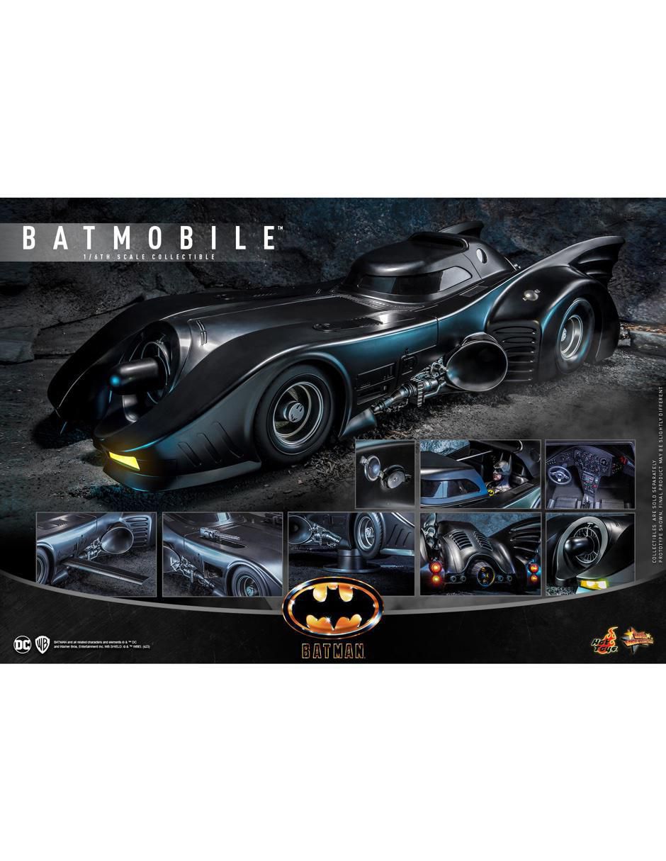 Figura de colección articulada Batman Batmobile collectors con luz 2