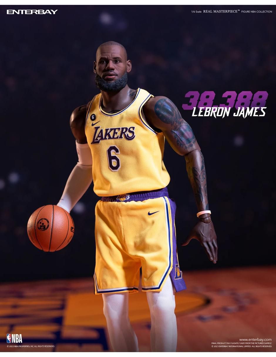 Figura de colección articulada Lebron jame space jam NBA collectors 5