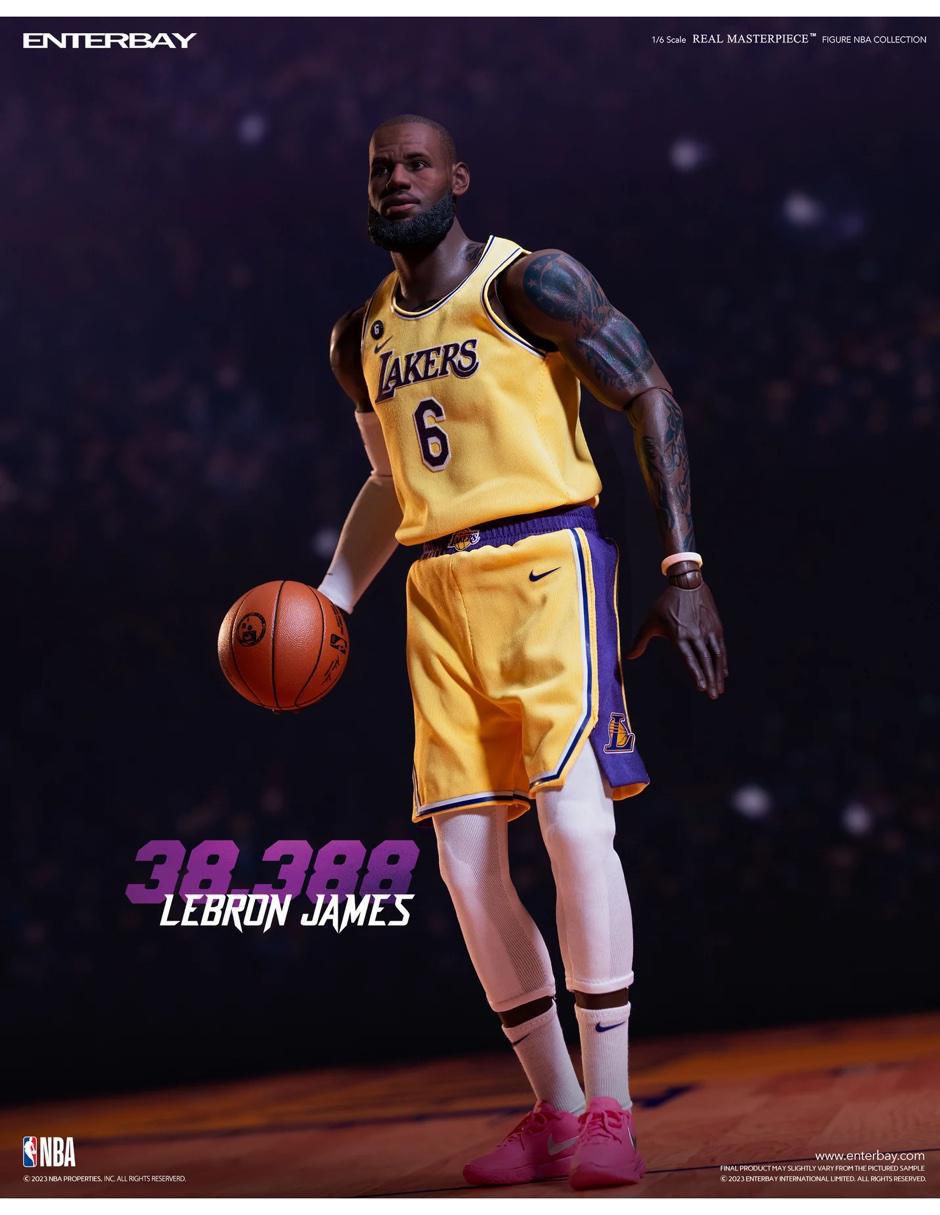 Figura de colección articulada Lebron jame space jam NBA collectors 6