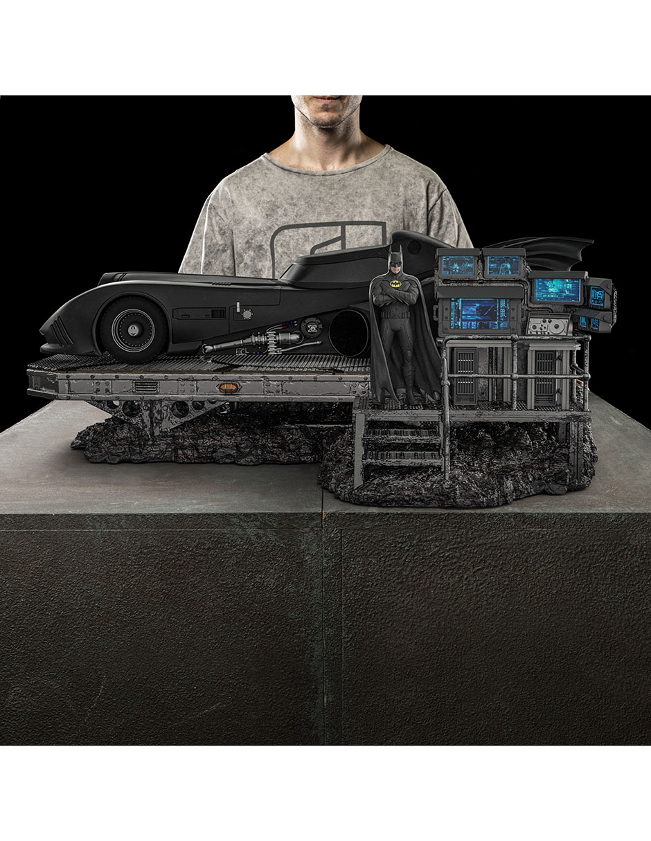 Escultura Batmobile 13