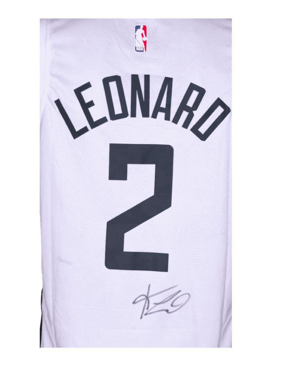 Jersey autografiado por Kawhi Leonard 3