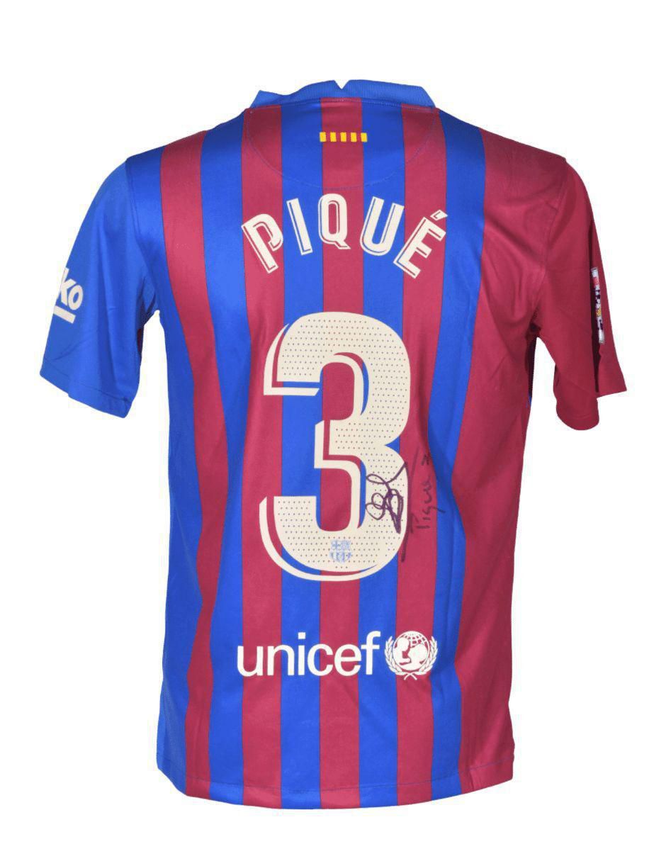 Jersey autografiado por Gerard Piqué 3