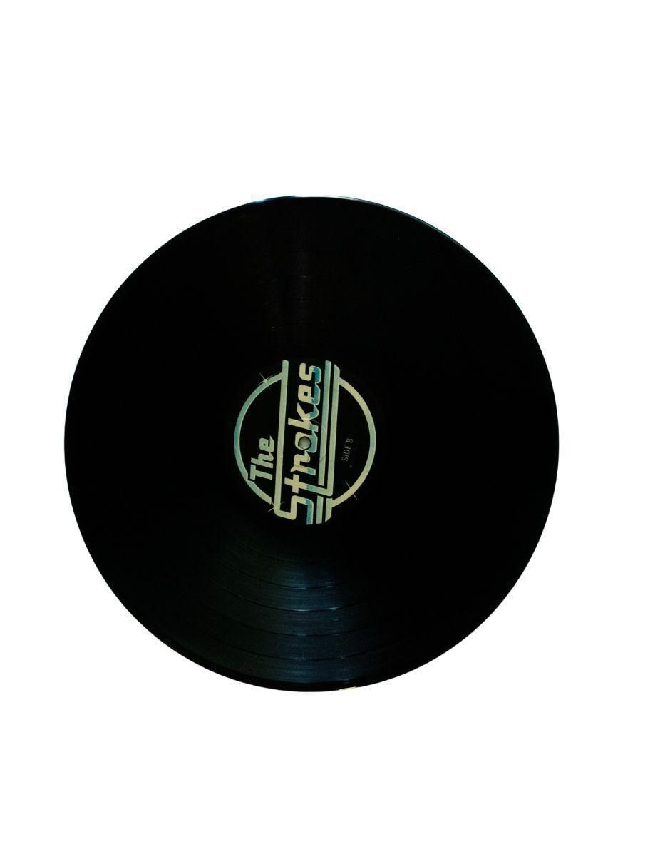 Disco de vinilo autografiado por The Strokes 5