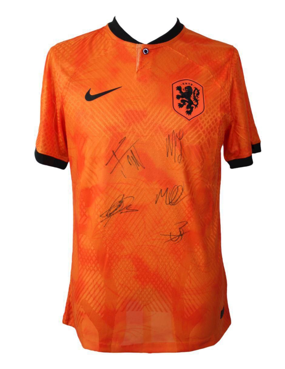 Jersey autografiado por varios 2