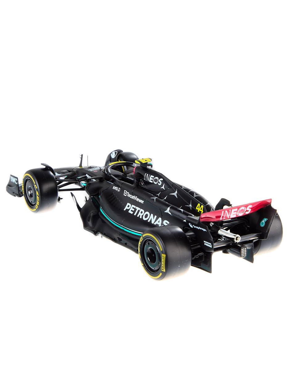 Vehículo 1:24 Mercedes-AMG F1 W14 E Performance 3