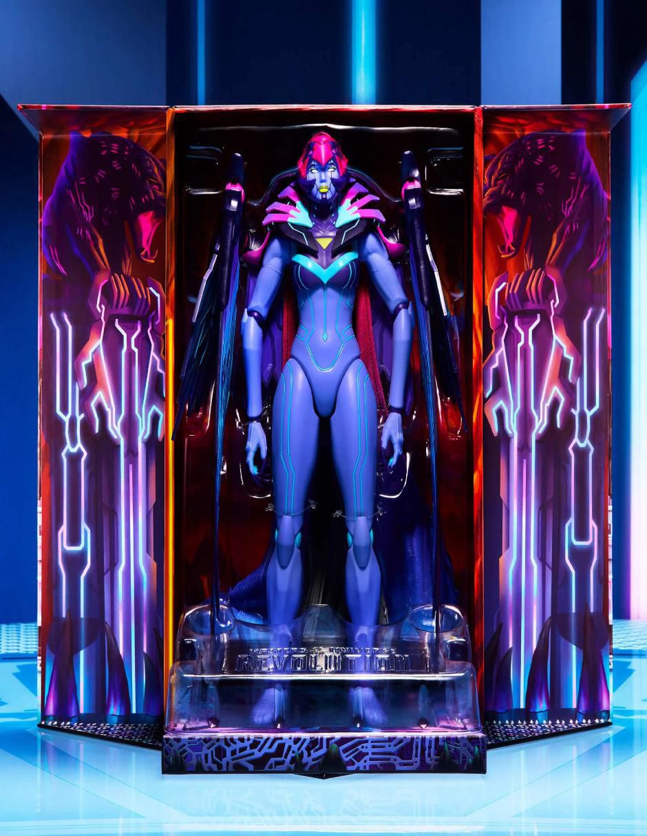 Figura de colección articulada deluxe 4
