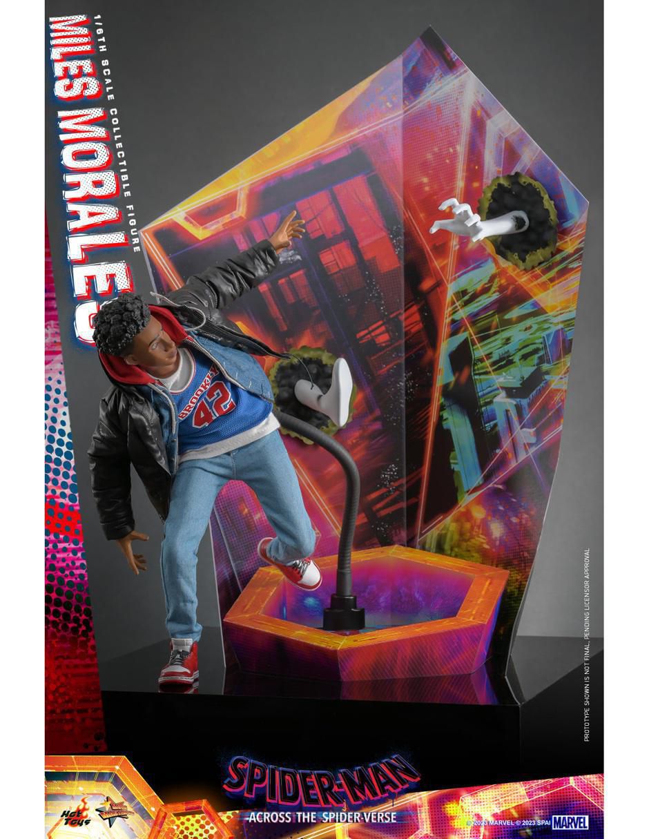 Figura de colección articulada Spider-Man Across the Spiderverse Miles Morales especial 6