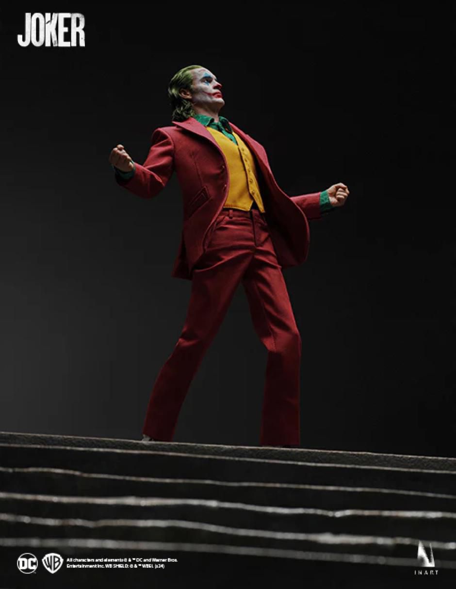 Figura de colección articulada DC The Joker deluxe 2