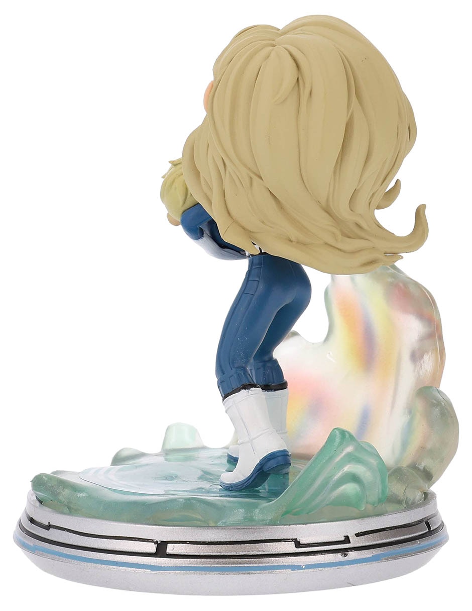 Escultura de Invisible Woman & Franklin 3
