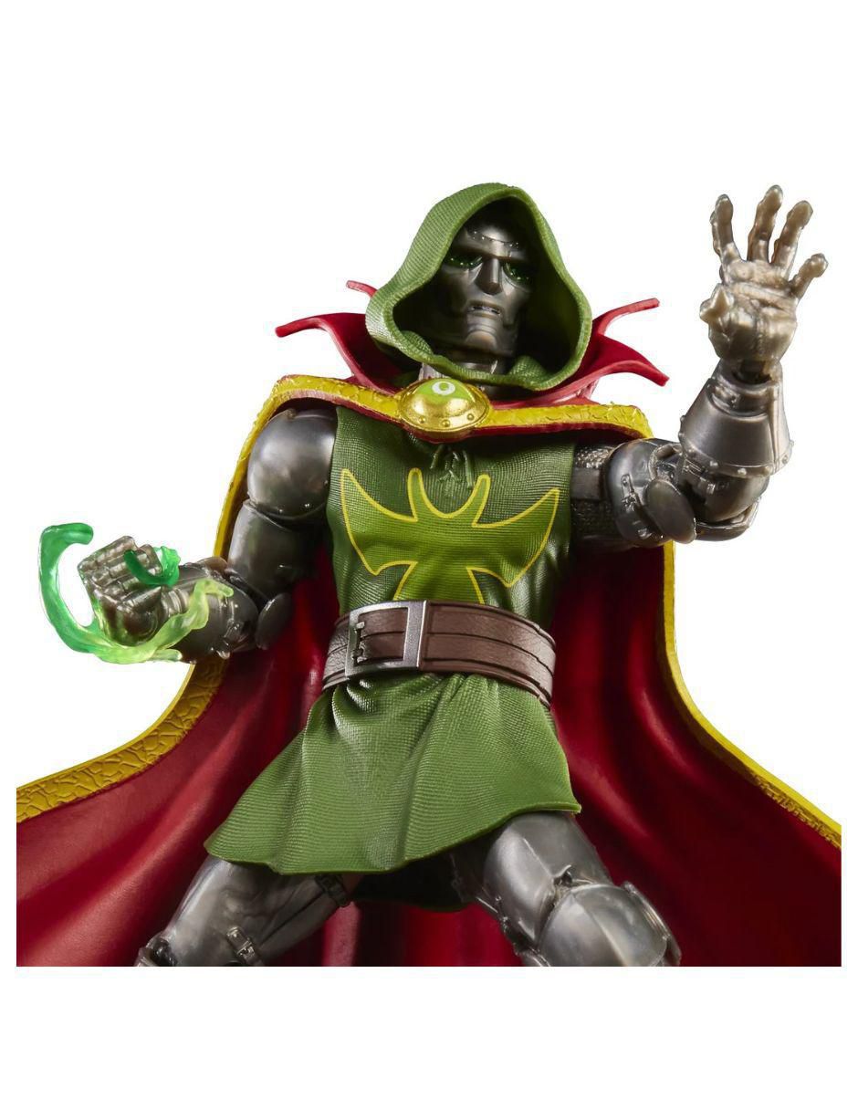 Figura de colección articulada Marvel Doctor Doom 3