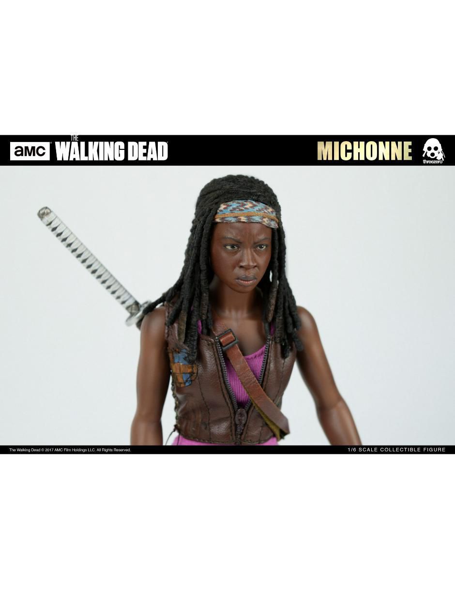 Figura de colección articulada The Walking Dead Michonne collectors 5